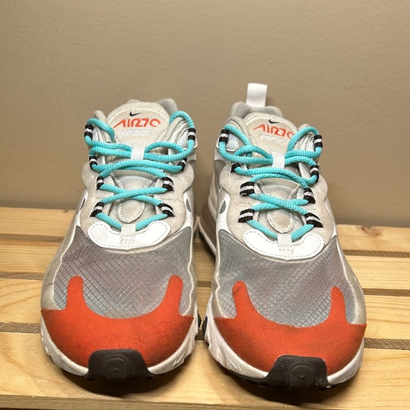 Nike Air Max 270 React Light Beige Chalk  AO4971-200 - Picture 4 of 6